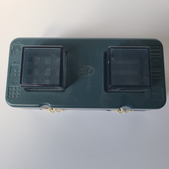 Creative Memories Two Square Punch - Picture 1 of 3